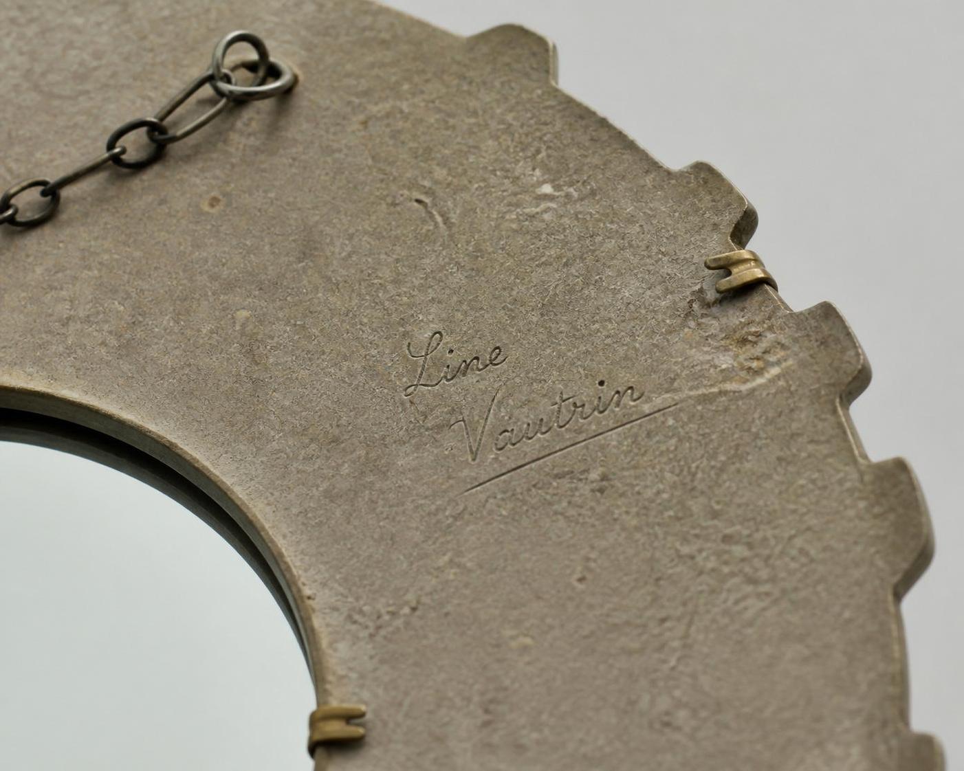 Miroir Line Vautrin : identifier une pièce authentique et comprendre sa valeur patrimoniale 2 découvrez comment identifier un miroir line vautrin authentique et comprendre sa valeur patrimoniale unique grâce à notre guide détaillé.